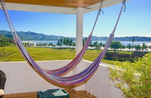 Condo Catalina: Best Beach Views Steps to Sand! Luxury in Samara. World Class Views+Service! 3rd Flo