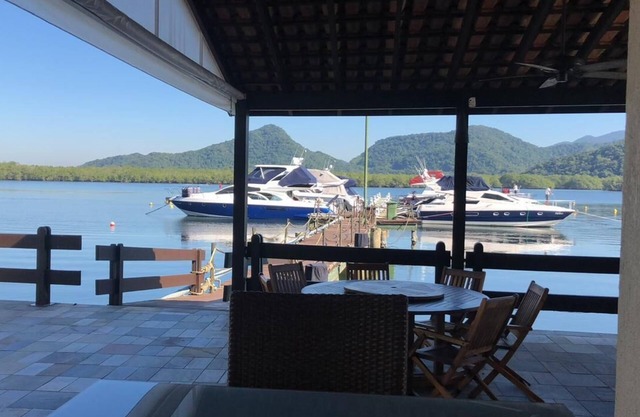 Condo in Marina House in Guaruja, carnival 2015 available l !