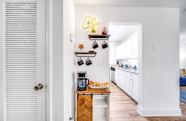 Condo in Peaceful Area - Palm Wave Says