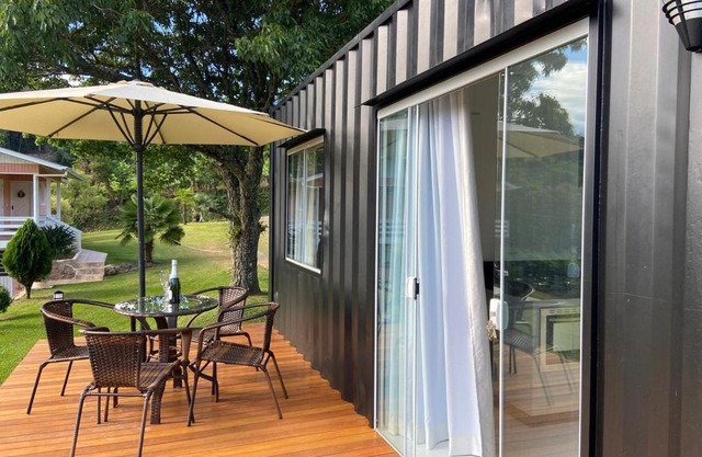 Container no Vale dos Vinhedos em Bento Gonçalves