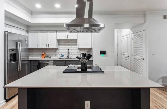 Contemporary Retreat for Comfort & Convenience