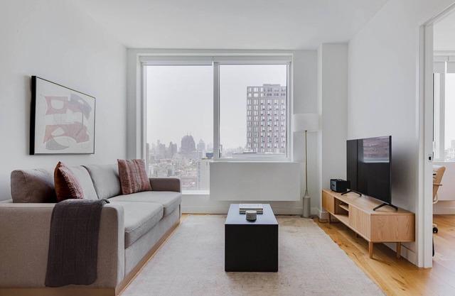 Convenient LES 1BR w/Gym, Elev & W/D, close to Market, by Blueground