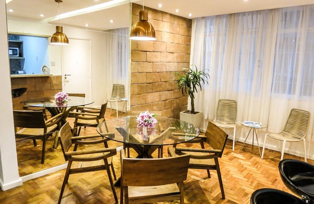 Copacabana beach block in the most popular street with lots of comfort!