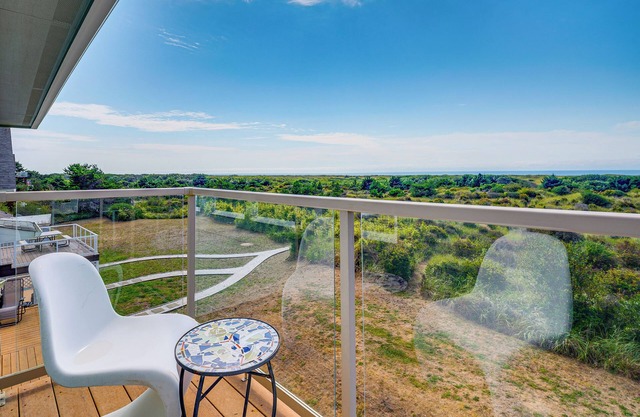 Copalis Beach Family Home: Close to Sites & Nature