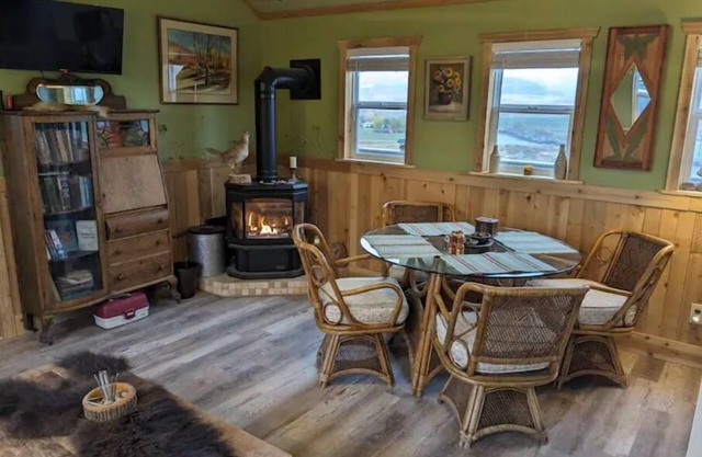 Copper Winds Private Cabin on 6 Acres