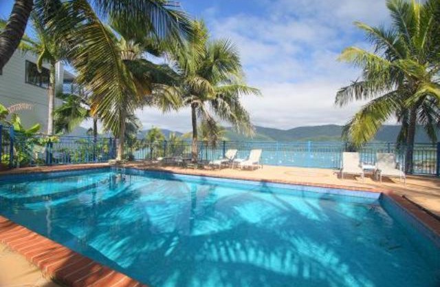 Coral Point Lodge