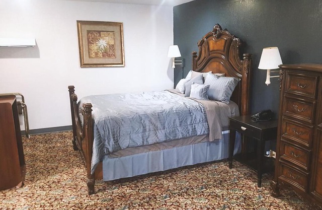 Coratel Inn & Suites by Jasper Hutchinson