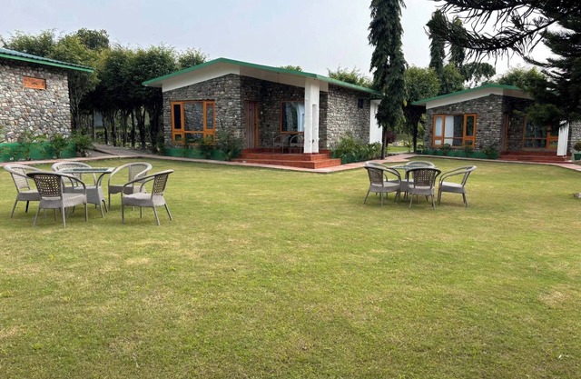 Corbett Wildernest Resort