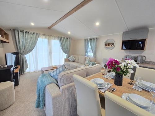 Cornwall Caravan Retreat 3 Crantock