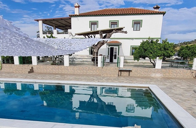 CORTIJO CAÑADO PRIVATE PROPERTY IN THE SIERRA ARACENA PICOS DE AROCHE