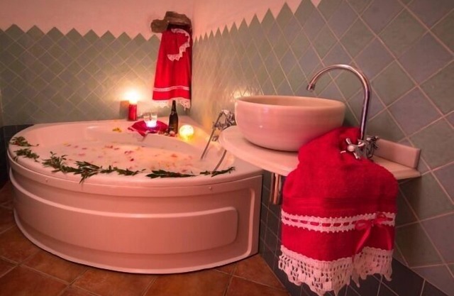 Cortijo Jaraiz VIP with jacuzzi for 2 persons