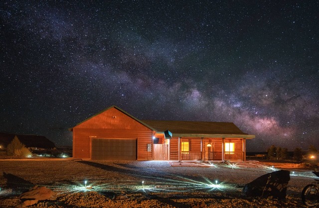 ★ Cosmic Casita ★ near Zion, Bryce, Best Friends, Lake Powell