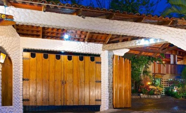 Costa Verde Inn