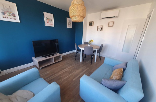 Cosy accommodation and small garden in the heart of Oradour