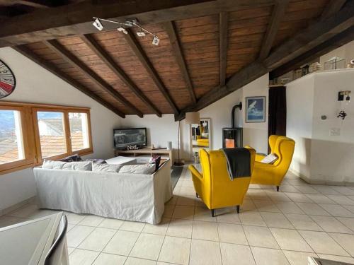 Cosy and quiet private place in Central Valais