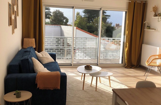Cosy apartment 100m from the beach