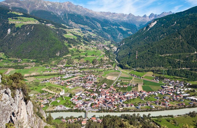 Cosy apartment for 4 people with WIFI, TV, terrace and pets allowed