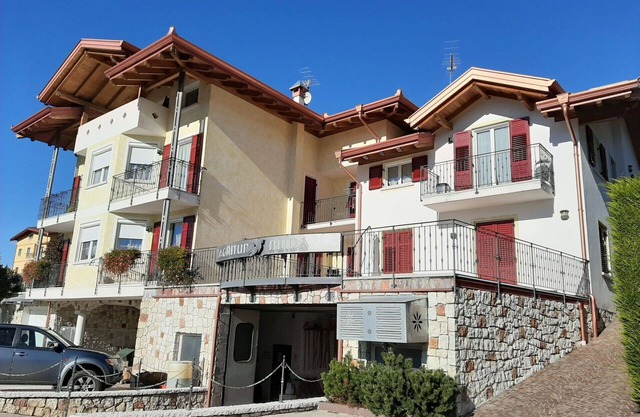 Cosy apartment for 4 people with WIFI, TV, terrace and pets allowed