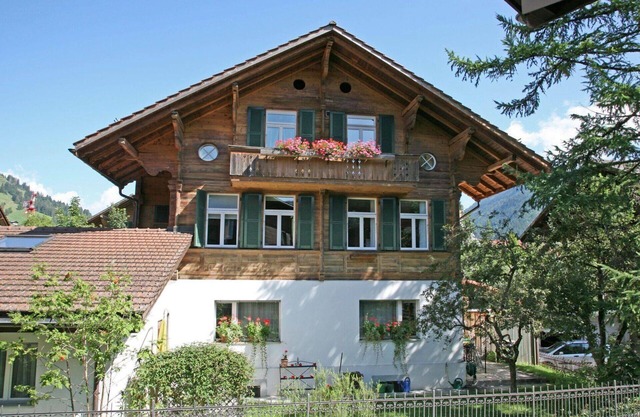 Cosy apartment for 5 guests with WIFI and balcony