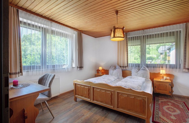 Cosy Apartment in a Spa Town in the Southern Black Forest with Mountain View, Garden & Wi-Fi