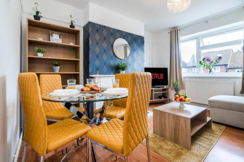 Cosy Apartment in Chelmsford, 4 sleepers, free Wi-Fi and parking