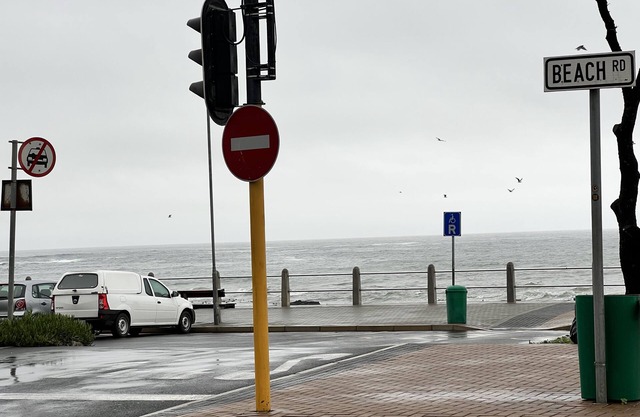 Cosy Apartment in the Heart of Sea Point Close to the Promenade