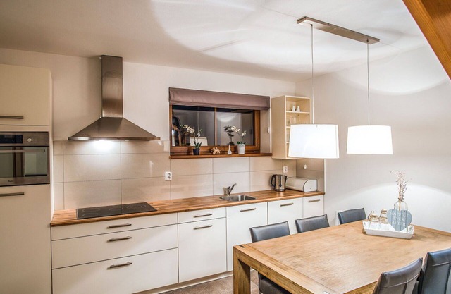 Cosy apartment in villa for 5 guests with WIFI, TV, terrace and pets allowed