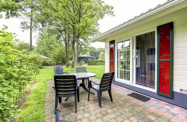 Cosy apartment in villa for 4 people with WIFI, pool, TV and terrace