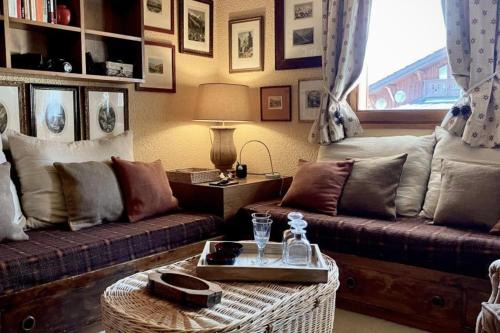 Cosy Apt For 4 In Courchevel