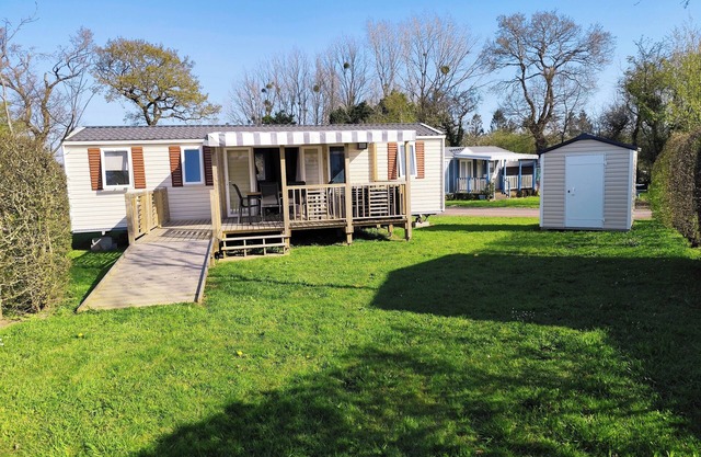 Cosy mobile home in a 4-star campsite 10 minutes from the sea!
