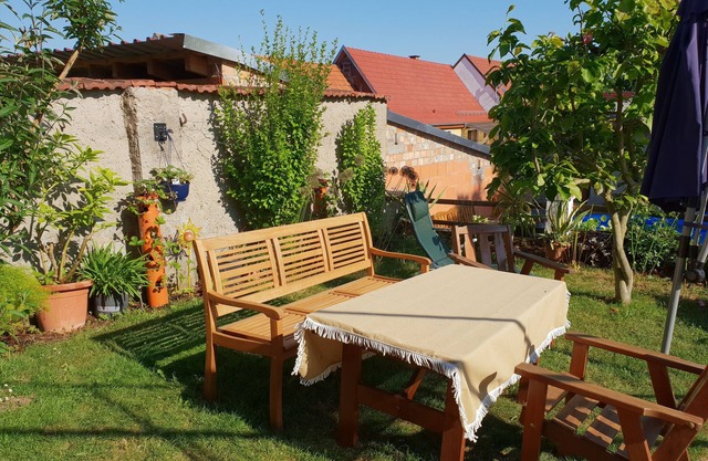Cosy, spacious apartment in idyllic location
