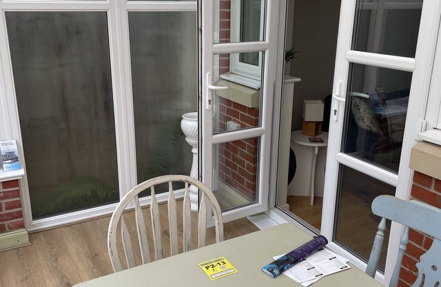 Cosy ,spacious town house near to Quay and beaches .nPet friendly