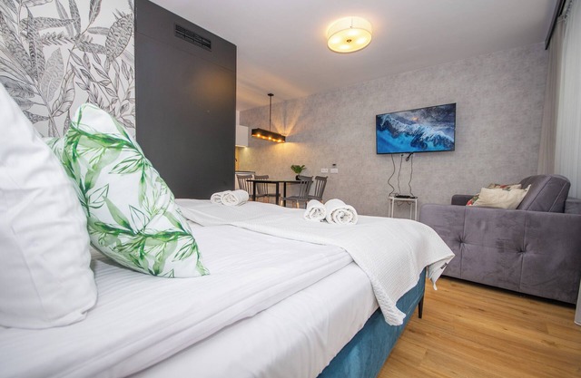 Cosy Studio Apt in City Center with the Air-con and balcony