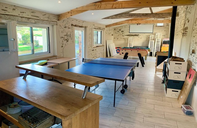 Cottage 8/10 people and adjoining room, 40 minutes from puy du fou