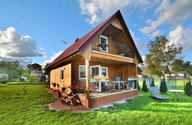 Cottage by Lake Ostrowieckie with Private Beach