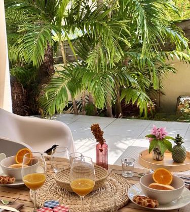Cottage de Pinel Terrasse & Piscine tropicale
