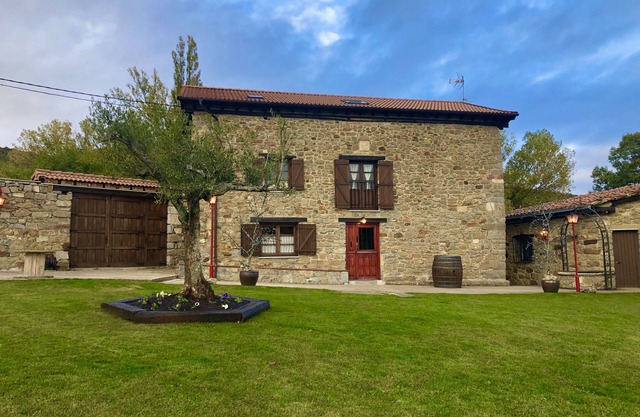 Cottage (full rental) El Guaje for 12 people