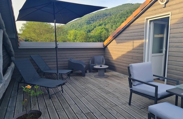 Cottage 'Gîte De Pène Blanque' with Mountain View, Private Terrace and Wi-Fi
