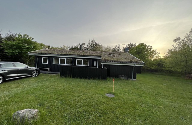 Cottage holiday surrounded by nature and peaceful fields.