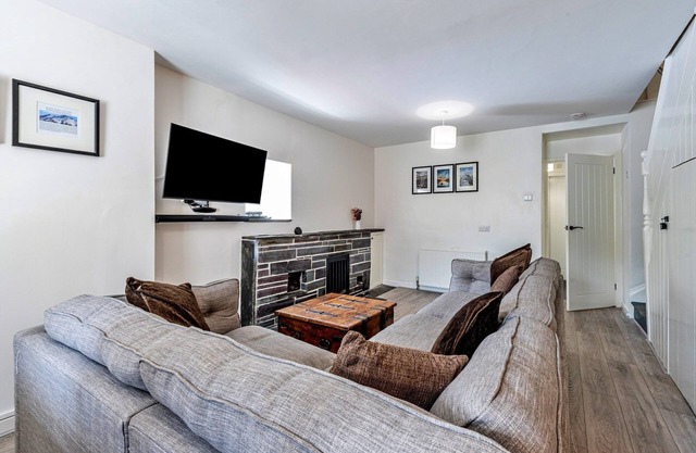Cottage in Betws-y-Coed near Snowdonia Trails