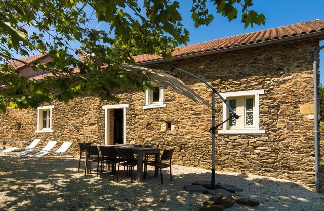Cottage in Chaleix near Forest & Lake