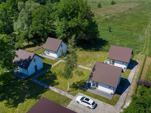 Cottage in L dzin near Dutch Windmill