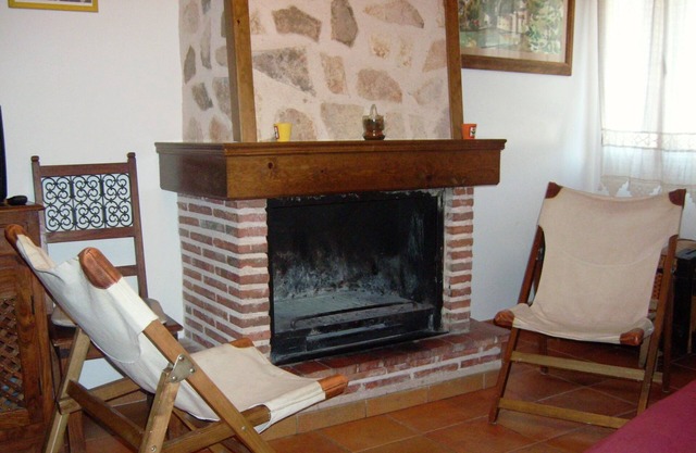 Cottage in the tourist route nestled in the sickle of the Huecar River