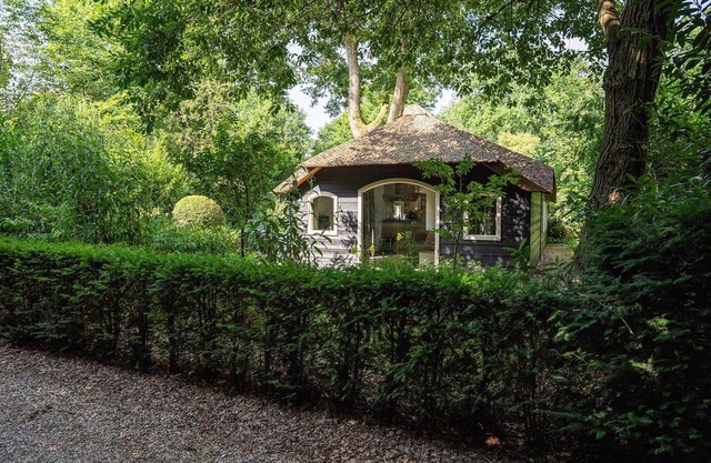 Cottage in Veluwe near Speulderbos Forest