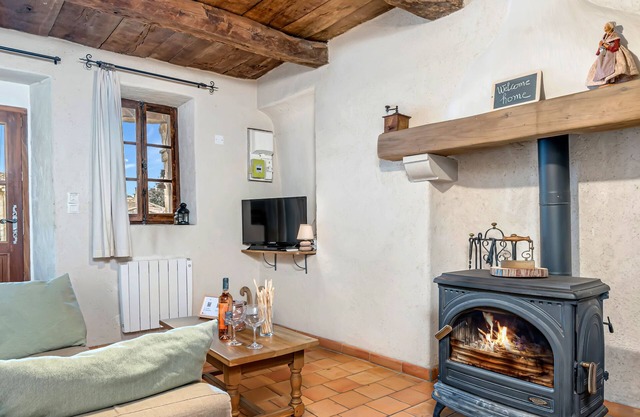 Cottage La Miellerie | Authentic Charm and Nature