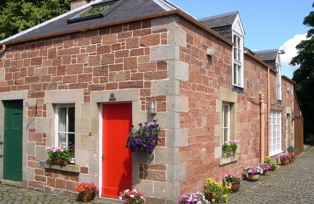 Cottage Located In A Stunning South Facing Two Acre Private Garden Setting