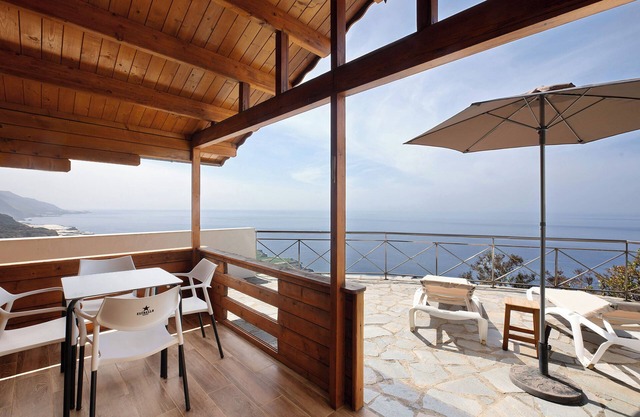 Cottage 'Moijama 7' with Sea View, Shared Pool and Wi-Fi