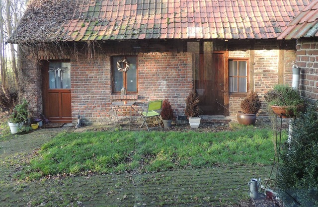 Cottage with hidden senses