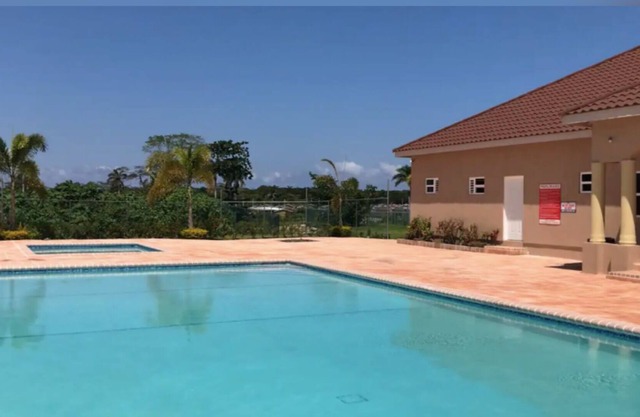 Country Club 2 br house w/ pool by Ince Villas