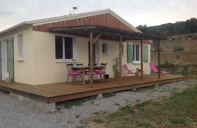 Country cottage 15 km from Carcassonne